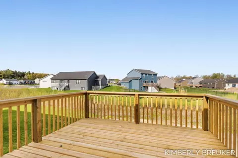 Exterior - 11767 Everett Ave, Allendale, MI 49401 photo 3 of 3
