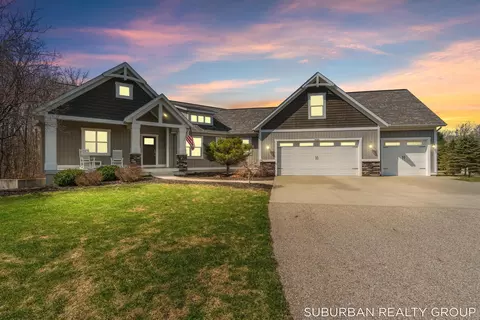 4864 Hide Away Ln, Hudsonville, MI 49426