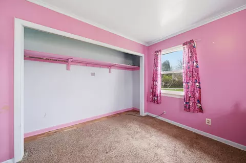 Bedroom - 220 Meadow Ln, Jackson, MI 49203 photo 1 of 3