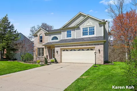 4605 Woodcreek Dr SE, Grand Rapids, MI 49546