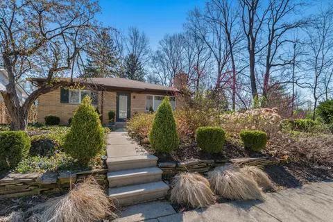 385 Hazelwood Ave, Ann Arbor, MI 48103