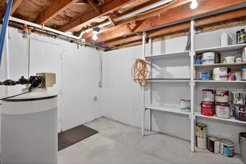 Other - 2325 Maple Dr, Jackson, MI 49203 photo 12 of 13