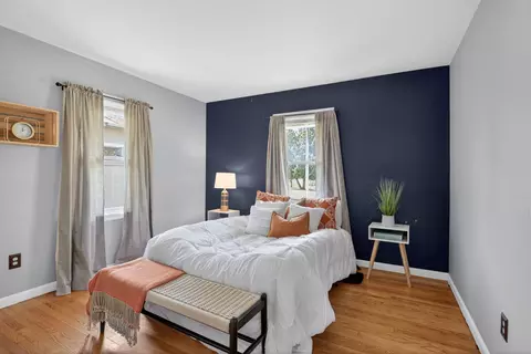 Bedroom - 2325 Maple Dr, Jackson, MI 49203 photo 1 of 7