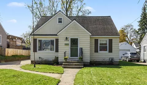 718 Colrain St SW, Wyoming, MI 49509