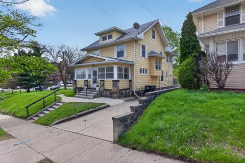 302 Ellery Ave, Jackson, MI 49201