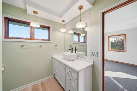 Bath - 896 Fields Rd, Dansville, MI 48819 photo 2 of 4