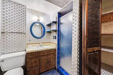 Bath - 24924 Princeton St, Dearborn, MI 48124 photo 2 of 2