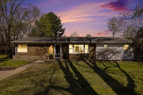 3974 Beadle Lake Dr, Battle Creek, MI 49014