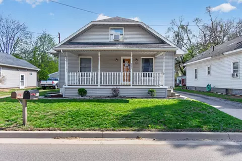 Exterior - 911 E Mcdevitt Ave, Jackson, MI 49203 photo 10 of 10