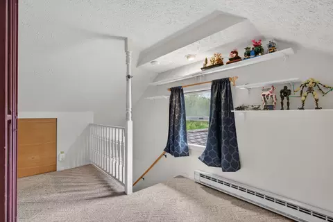 Entry Way - 911 E Mcdevitt Ave, Jackson, MI 49203 photo 5 of 5