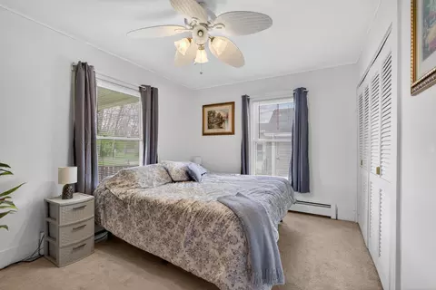 Bedroom - 911 E Mcdevitt Ave, Jackson, MI 49203 photo 1 of 7