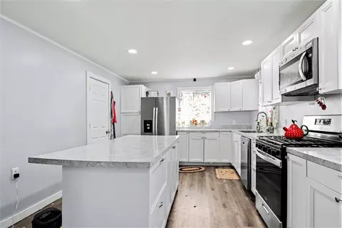 Kitchen - 136 S Hemlock St, Evart, MI 49631 photo 3 of 3