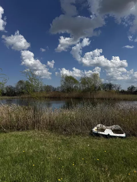 9871 Crane Rd, Milan, MI 48160