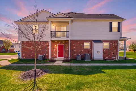 1304 Riversedge Dr, Saline, MI 48176