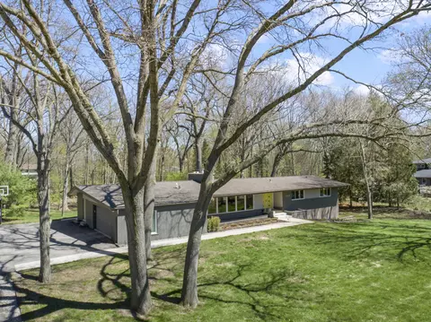 7201 Bingham Rd, Bloomfield Hills, MI 48301