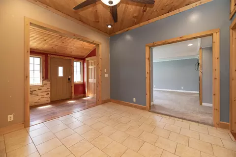 Entry Way - 503 E Cass St, Schoolcraft, MI 49087 photo 7 of 9
