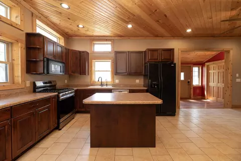 Kitchen - 503 E Cass St, Schoolcraft, MI 49087 photo 2 of 3