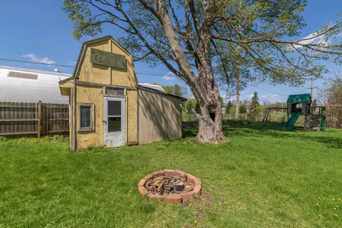 Exterior - 503 E Cass St, Schoolcraft, MI 49087 photo 5 of 6