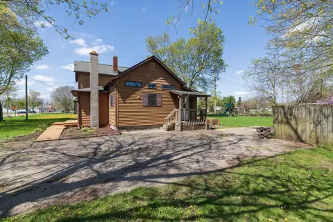 Exterior - 503 E Cass St, Schoolcraft, MI 49087 photo 2 of 6