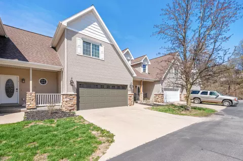 817 Tioga Park Dr, Big Rapids, MI 49307