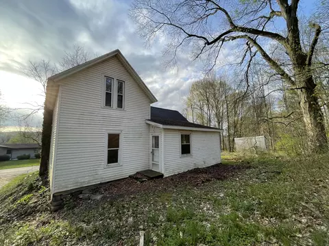 Exterior - 208 4th St, Plainwell, MI 49080 photo 5 of 5