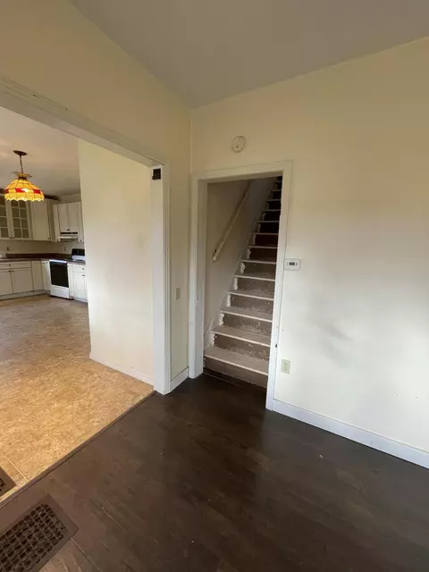 Entry Way - 208 4th St, Plainwell, MI 49080 photo 3 of 3