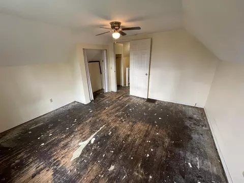 Bedroom - 208 4th St, Plainwell, MI 49080 photo 6 of 6