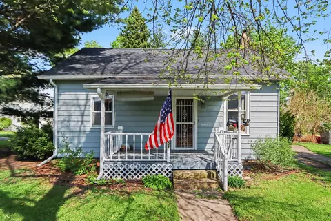 402 S Jefferson St, Sturgis, MI 49091
