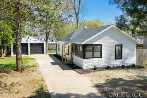 3230 Highgate Ave SW, Wyoming, MI 49509