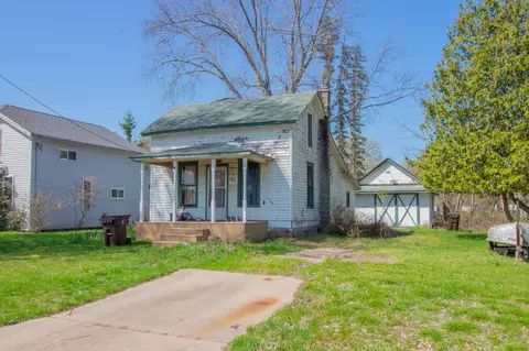 721 Sherman St, Big Rapids, MI 49307