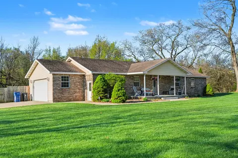 23803 Evan St, Cassopolis, MI 49031