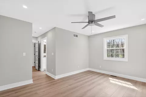 Bedroom - 1865 Lindsey, Jackson, MI 49201 photo 2 of 8
