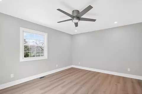 Bedroom - 1865 Lindsey, Jackson, MI 49201 photo 1 of 8
