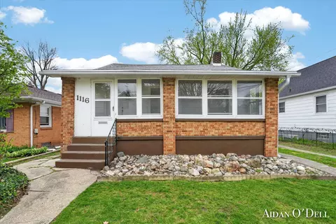 1116 Atlantic St NW, Grand Rapids, MI 49504