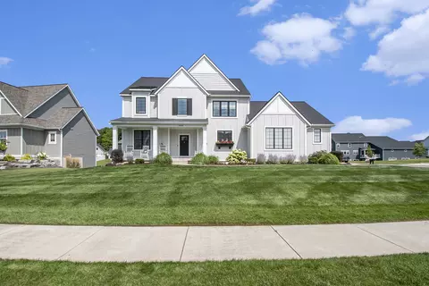 8224 Boardwalk Dr SW, Byron Center, MI 49315