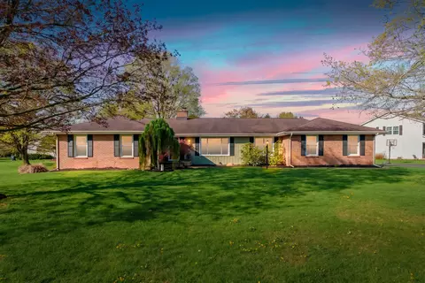 4879 Battenkill Dr, Galesburg, MI 49053