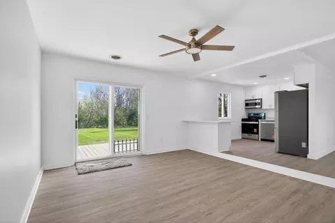 Living - 6040 Brooklyn Rd, Jackson, MI 49201 photo 5 of 9