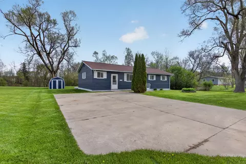 Exterior - 6040 Brooklyn Rd, Jackson, MI 49201 photo 3 of 12