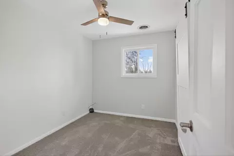 Bedroom - 6040 Brooklyn Rd, Jackson, MI 49201 photo 2 of 13