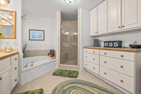 Bath - 3185 Totem Trl, Reading, MI 49274 photo 5 of 7