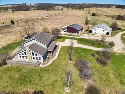 198 W Chicago Rd, Coldwater, MI 49036