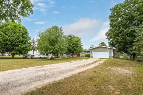 2640 67th St, South Haven, MI 49090