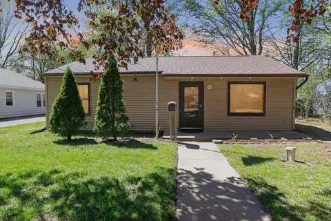 1893 Lewis Dr, Niles, MI 49120