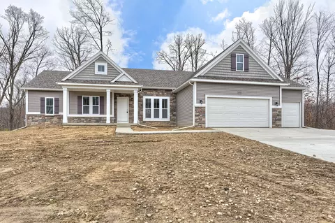 46803 Silver Oaks Blvd, Mattawan, MI 49071