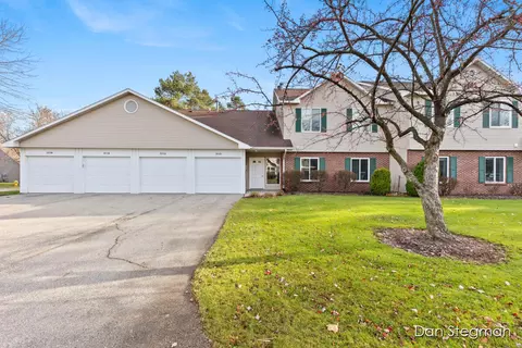 3116 Windcrest Ct NE, Grand Rapids, MI 49525