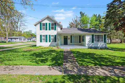 703 Elm St, Paw Paw, MI 49079