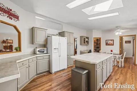 1235 Willow Dr, Stanton, MI 48888 photo 12