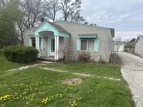 2190 68th St, Fennville, MI 49408