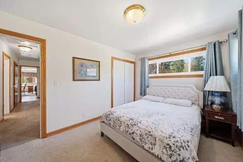 Bedroom - 1229 Levant St, Jackson, MI 49203 photo 4 of 4