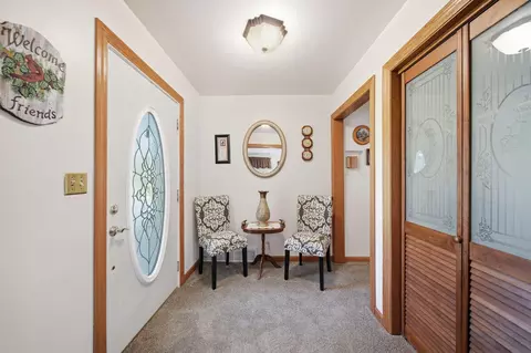 Entry Way - 1229 Levant St, Jackson, MI 49203 photo 1 of 3
